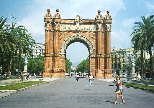 ARC DE TRIOMF, BARCELONA