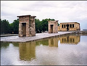 TEMPLO DE DEBOD